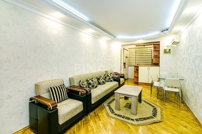 İcarəyə verilir 3 otaqlı köhnə tikili 90 m², Sahil m., photo 18 from 32