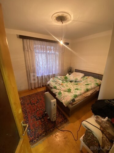 Satılır 2 otaqlı köhnə tikili 65 m², Hövsan q., photo 4 from 12