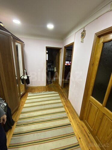 Satılır 2 otaqlı köhnə tikili 65 m², Hövsan q., photo 1 from 12
