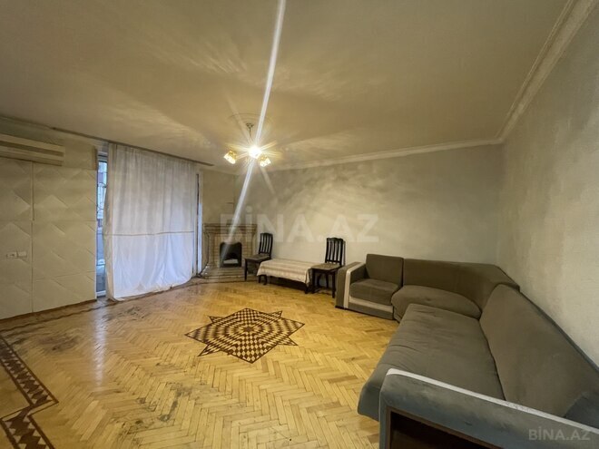 Продаётся 1-комн. вторичка 30 м², м. Иншаатчылар, photo 7 from 13