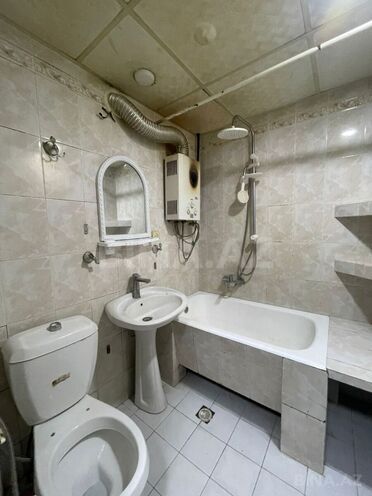 Satılır 1 otaqlı köhnə tikili 45 m², İnşaatçılar m., photo 7 from 10