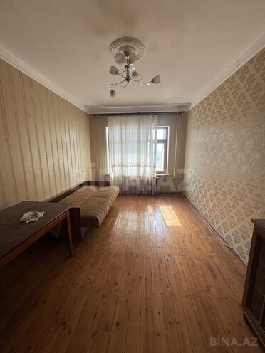 Продаётся 3-комн. вторичка 73 м², м. Ази Асланов, photo 4 from 17