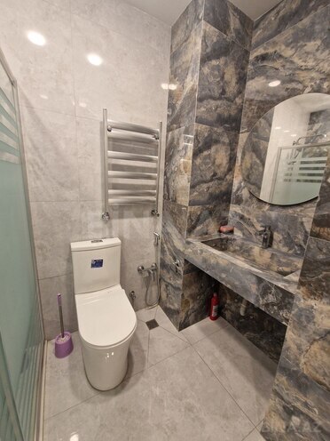 Сдаётся 2-комн. вторичка 44 м², м. Сахил, photo 11 from 17