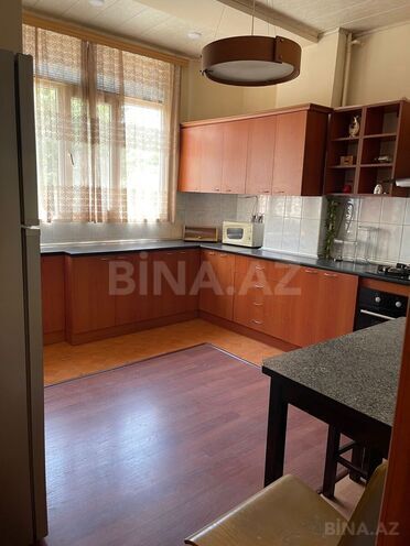 İcarəyə verilir 3 otaqlı yeni tikili 135 m², Nizami m., photo 13 from 18