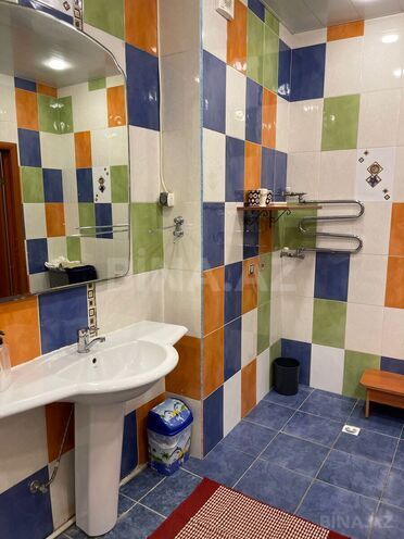 İcarəyə verilir 3 otaqlı yeni tikili 135 m², Nizami m., photo 17 from 18
