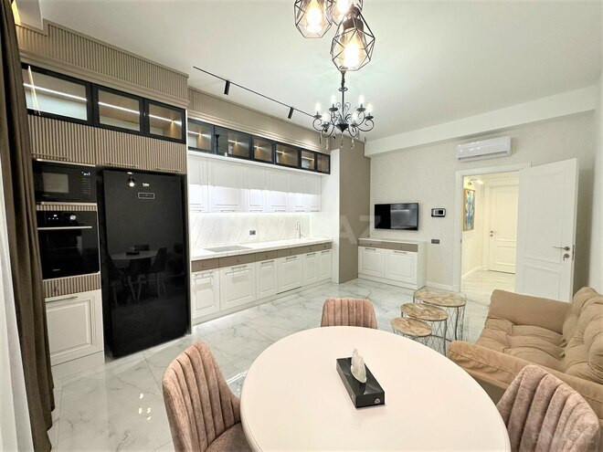 İcarəyə verilir 3 otaqlı yeni tikili 150 m², Ağ şəhər q., photo 13 from 25