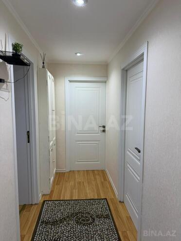 Продаётся 4-комн. вторичка 70 м², м. Кара Караев, photo 12 from 16