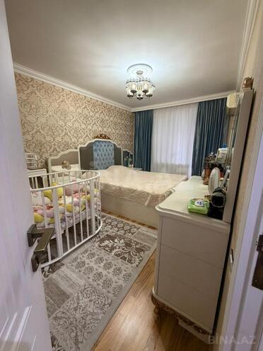 Продаётся 4-комн. вторичка 70 м², м. Кара Караев, photo 7 from 16