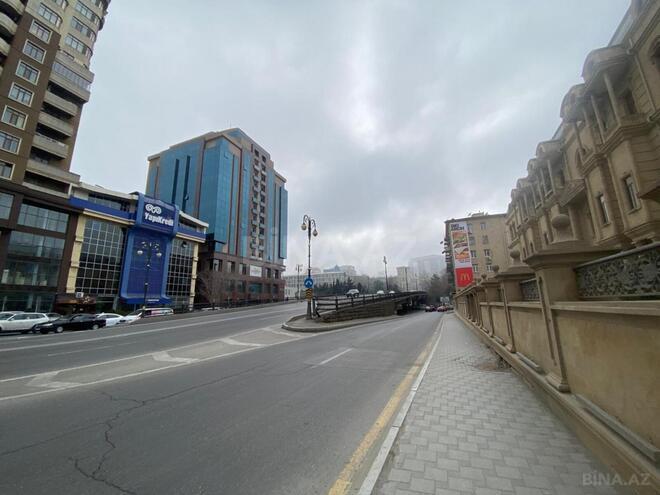 Продаётся 1-комн. вторичка 29 м², м. Низами, photo 27 from 32