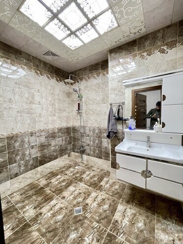 Продаётся 3-комн. новостройка 147 м², м. Нефтчиляр, photo 28 from 32