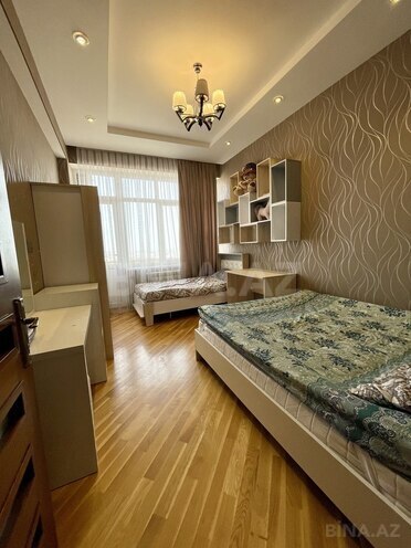 Продаётся 3-комн. новостройка 147 м², м. Нефтчиляр, photo 16 from 32