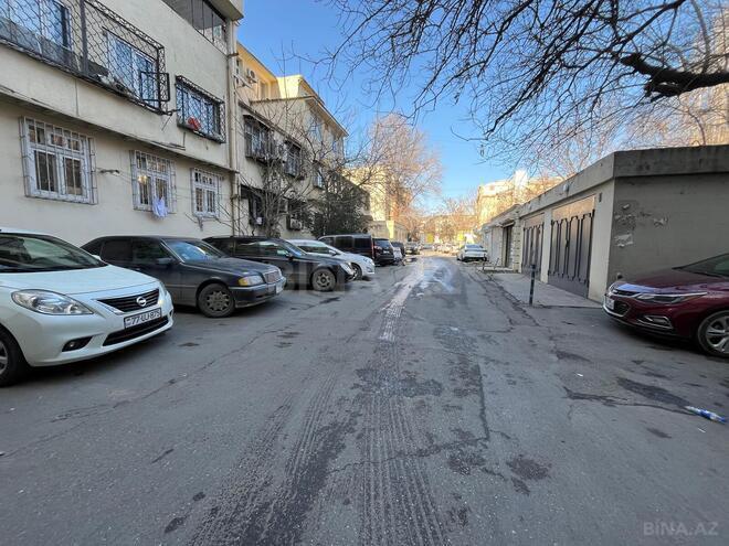Satılır 3 otaqlı köhnə tikili 60 m², Gənclik m., photo 20 from 24