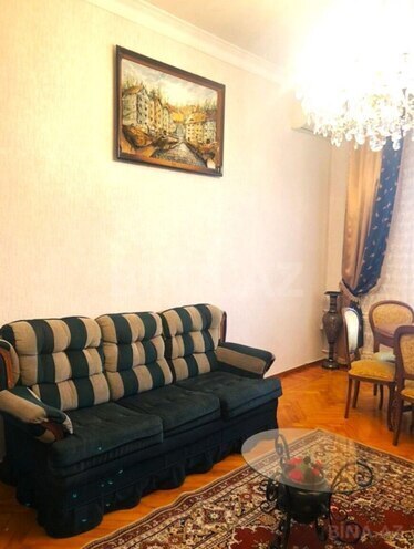Продаётся 3-комн. вторичка 90 м², м. Элмляр Академиясы, photo 6 from 27