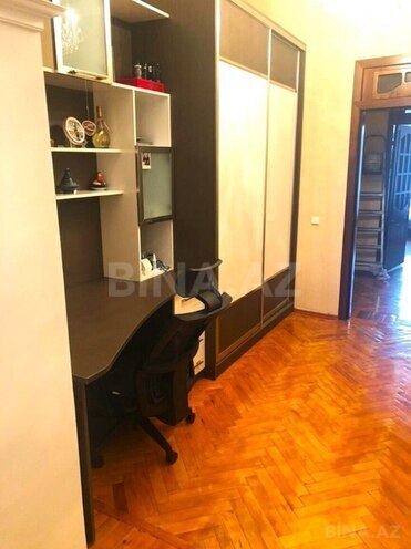 Продаётся 3-комн. вторичка 90 м², м. Элмляр Академиясы, photo 16 from 27