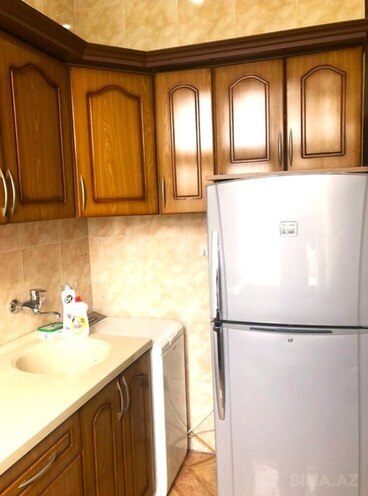 Продаётся 3-комн. вторичка 90 м², м. Элмляр Академиясы, photo 25 from 27