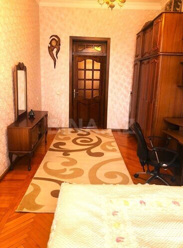 Продаётся 3-комн. вторичка 90 м², м. Элмляр Академиясы, photo 11 from 27
