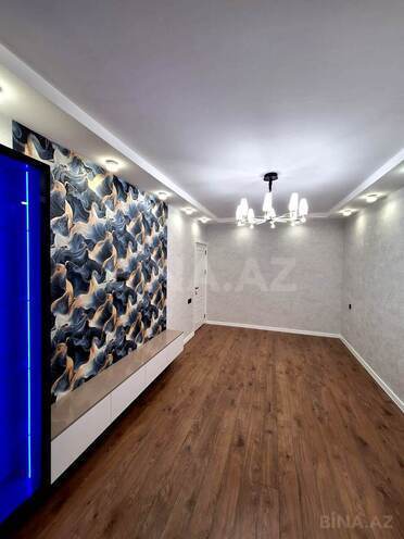 Продаётся 2-комн. вторичка 60 м², м. Ази Асланов, photo 4 from 18