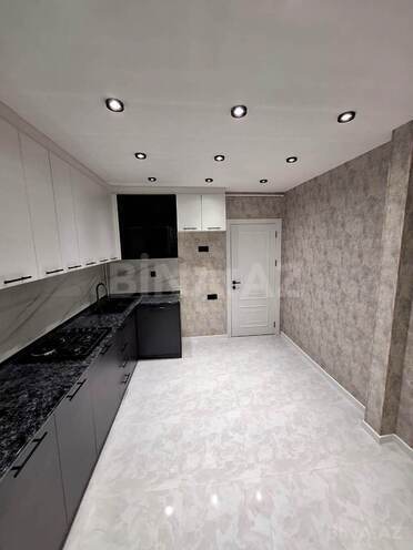 Продаётся 2-комн. вторичка 60 м², м. Ази Асланов, photo 9 from 18