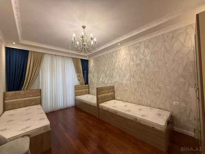 Продаётся 3-комн. новостройка 120 м², м. Нефтчиляр, photo 11 from 26