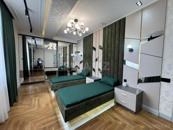 Продаётся 4-комн. новостройка 186 м², м. Кара Караев, photo 14 from 21