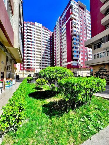 Satılır 2 otaqlı yeni tikili 70 m², Qara Qarayev m., photo 1 from 18