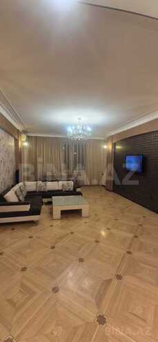 Сдаётся 3-комн. новостройка 130 м², м. Низами, photo 4 from 21