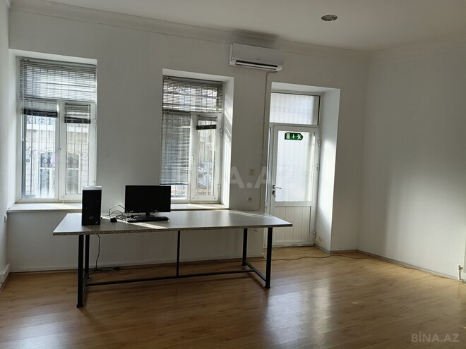 Сдаётся 3-комн. офис 120 м², м. Ичеришехер, photo 12 from 15