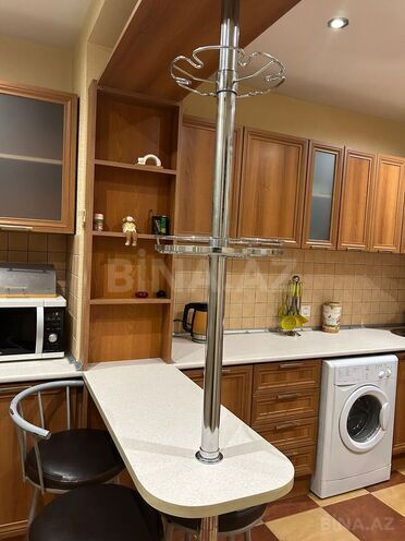 İcarəyə verilir 2 otaqlı köhnə tikili 70 m², Nizami m., photo 23 from 24