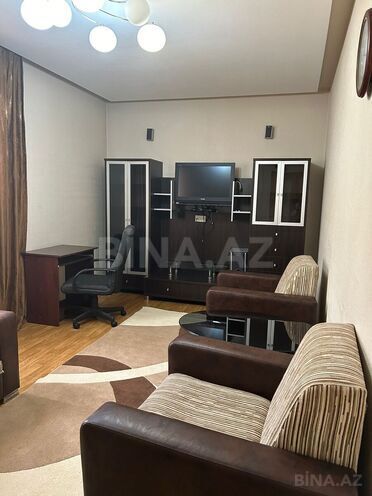 İcarəyə verilir 2 otaqlı köhnə tikili 70 m², Nizami m., photo 13 from 24