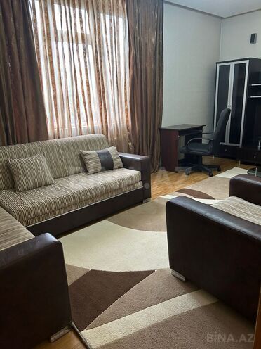 İcarəyə verilir 2 otaqlı köhnə tikili 70 m², Nizami m., photo 3 from 24