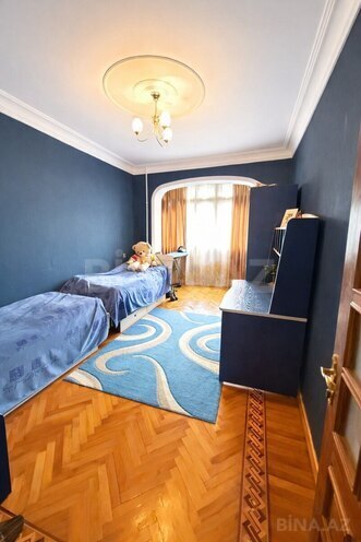 Satılır 3 otaqlı köhnə tikili 90 m², Azadlıq Prospekti m., photo 6 from 10