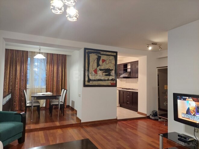 Сдаётся 2-комн. вторичка 60 м², м. Ичеришехер, photo 6 from 15