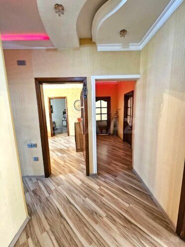 Satılır 5 otaqlı köhnə tikili 120 m², 20 Yanvar m., photo 13 from 14