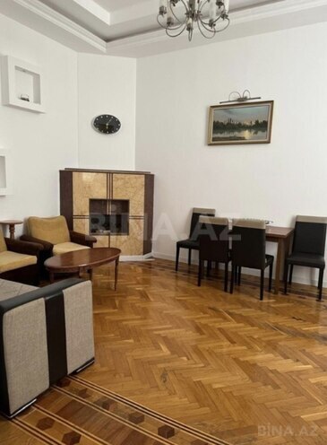 Сдаётся 2-комн. вторичка 48 м², м. Сахил, photo 1 from 10