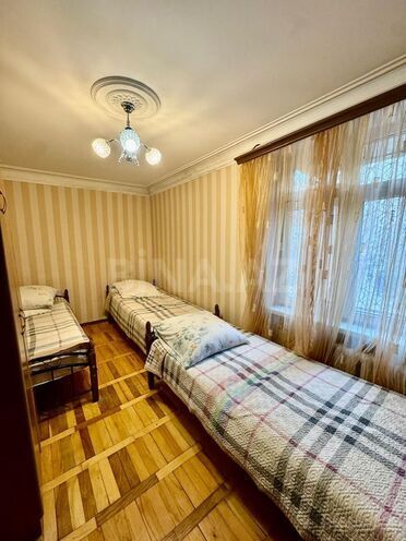 Satılır 2 otaqlı köhnə tikili 60 m², Elmlər Akademiyası m., photo 5 from 11