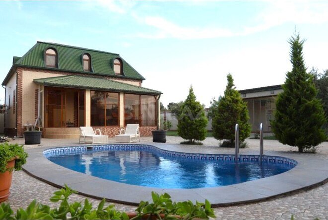 Продаётся 6-комн. дом/дача 140 м², Хазарский р., photo 1 from 12