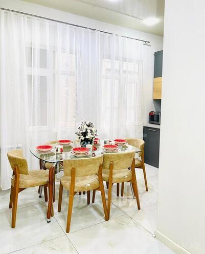 İcarəyə verilir 5 otaqlı köhnə tikili 180 m², Sahil m., photo 17 from 32