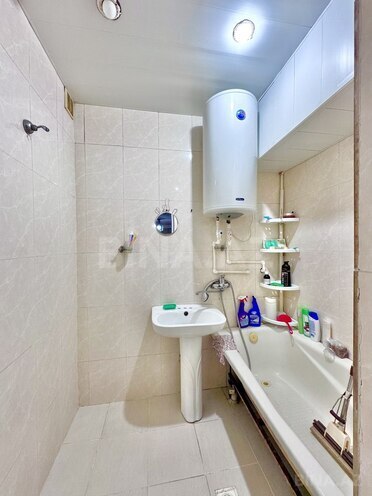 Satılır 3 otaqlı köhnə tikili 75 m², Koroğlu m., photo 14 from 21
