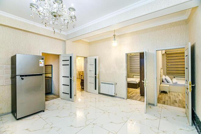 İcarəyə verilir 4 otaqlı yeni tikili 170 m², 28 May m., photo 16 from 24