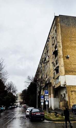 Продаётся 3-комн. вторичка 80 м², м. Элмляр Академиясы, photo 1 from 22