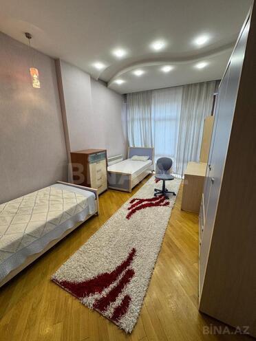 İcarəyə verilir 3 otaqlı yeni tikili 150 m², 28 May m., photo 16 from 31