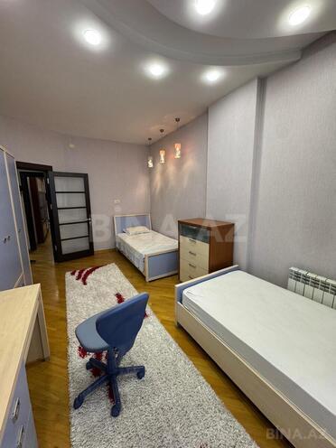İcarəyə verilir 3 otaqlı yeni tikili 150 m², 28 May m., photo 15 from 31