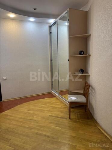 İcarəyə verilir 3 otaqlı yeni tikili 150 m², 28 May m., photo 22 from 31