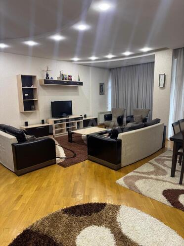 İcarəyə verilir 3 otaqlı yeni tikili 150 m², 28 May m., photo 5 from 31