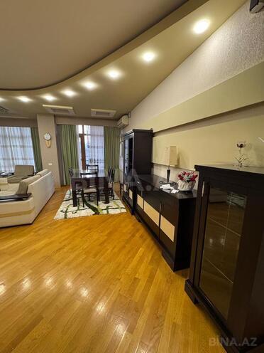 İcarəyə verilir 3 otaqlı yeni tikili 150 m², 28 May m., photo 7 from 32