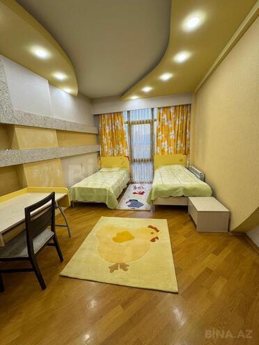 İcarəyə verilir 3 otaqlı yeni tikili 150 m², 28 May m., photo 17 from 32