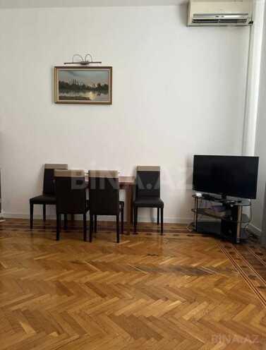 İcarəyə verilir 2 otaqlı köhnə tikili 60 m², Sahil m., photo 4 from 10