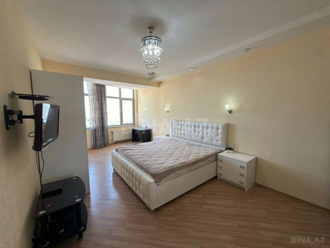 Продаётся 4-комн. новостройка 212 м², м. Низами, photo 13 from 22