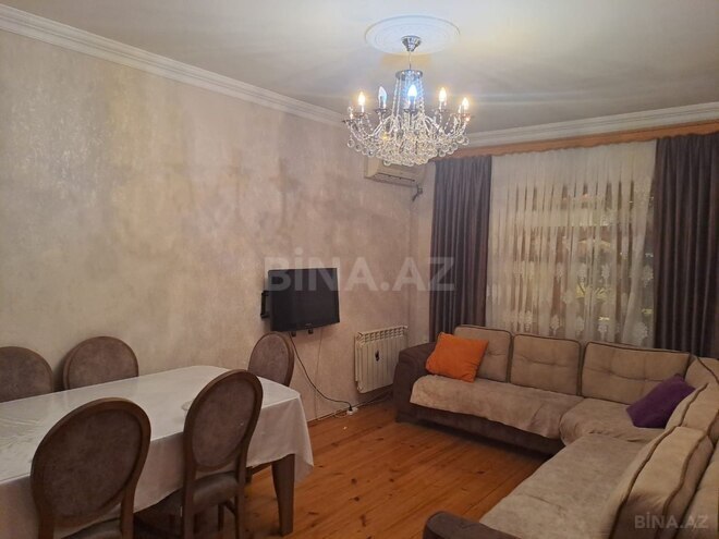 Satılır 4 otaqlı köhnə tikili 105 m², Xalqlar Dostluğu m., photo 3 from 16