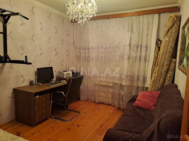 Satılır 4 otaqlı köhnə tikili 105 m², Xalqlar Dostluğu m., photo 8 from 16